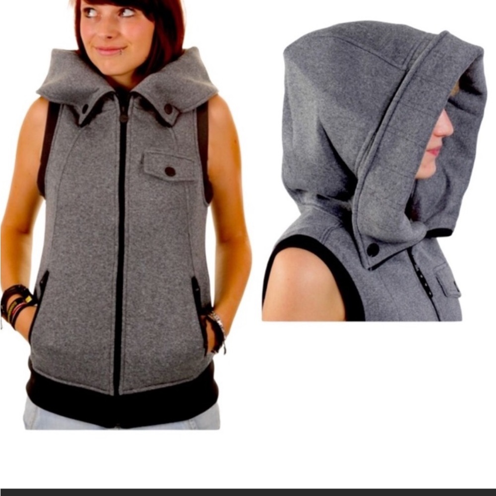 Jacket - Picture 4 of 5